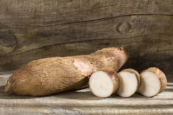 Cassava raw tuber Manihot esculenta — Stok Foto