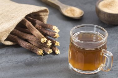 Meyan kökü fincan çay, toz ve kökleri - Glycyrrhiza glabra