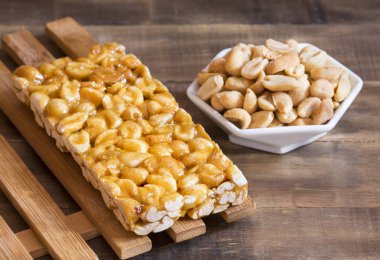 Fıstık tohumları ile enerji bar