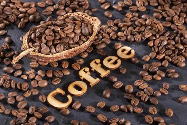 Rostade colombianska kaffebönor - Coffea — Stockfoto