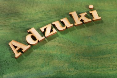 Vigna angularis - Tahta harflerle adzuki kelimesi