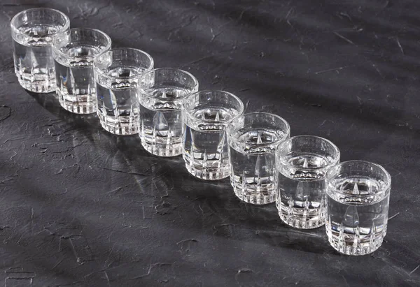 Osm sklenic vody denně — Stock fotografie