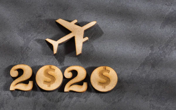 Megtakarítás az utazás 2020-ig - megtakarítási koncepció. Felülnézet — Stock Fotó