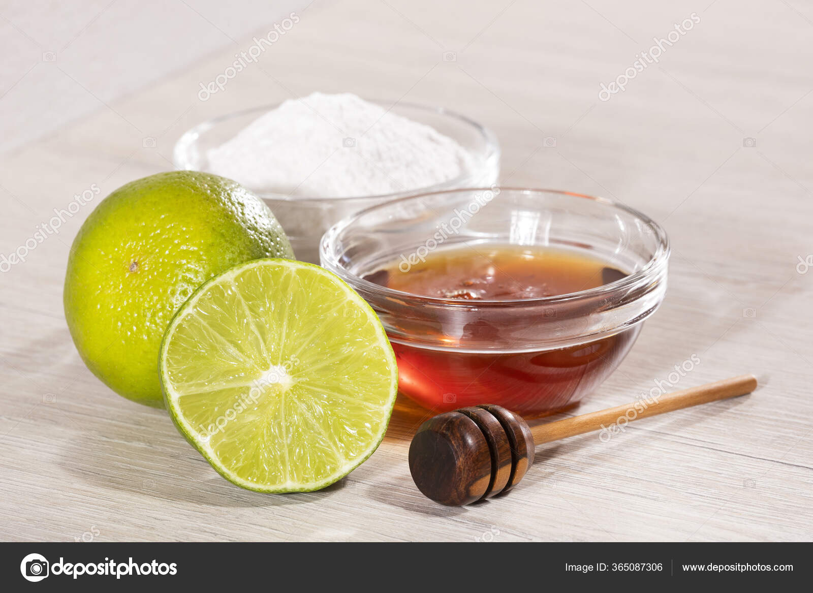 Homemade Mask Lemon Soda Stock Photo ©Luisecheverriurrea 365087306