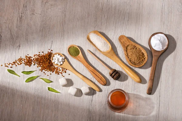 Verschiedene Süßungsmittel Zucker Stevia Blätter Pollen Und Honig — Stockfoto