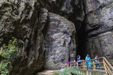Üç Doğal Köprüler Ulusal Geopark (Tian Keng San Qiao) Chongqing Wulong Unesco dünya mirası, Çin.