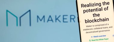KIEV, UKRAINE - APRIL 2, 2020: Akıllı telefon ekranında gösterilen şifreleme web sitesi.