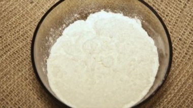 Rotasyon, un bir bölümü yakın çekim