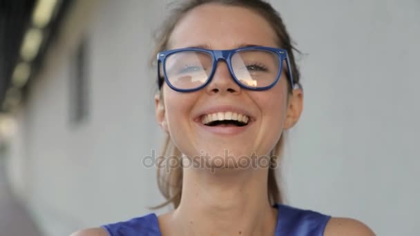Portrait of a girl wearing glasses — Stock Video