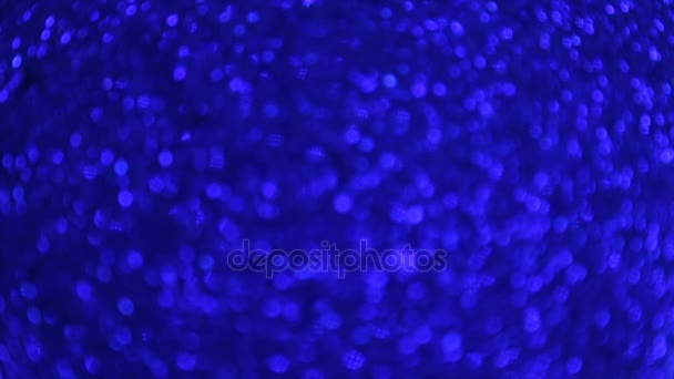 Brillance scintillante dans le flou 