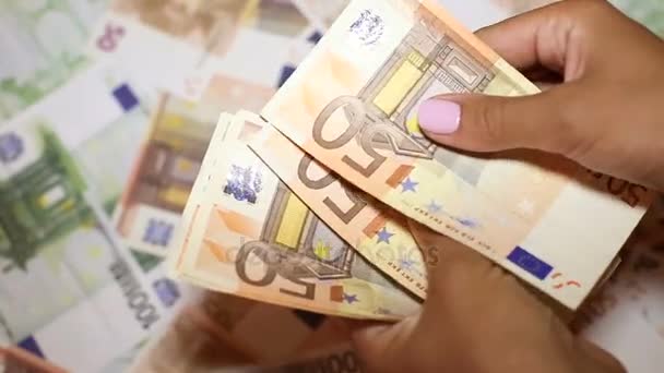 European currency in female hands — Stock Video