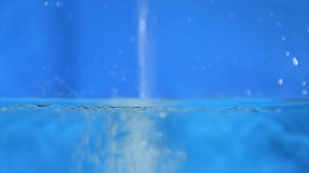 Slow Motion Shot Water Pouring Full Video — Stock Video