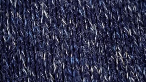Camisola de lã com um padrão — Vídeo de Stock