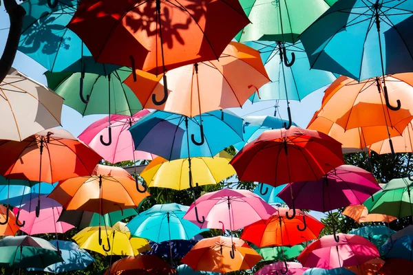 Πολύχρωμο ομπρέλα μοτίβο φόντο — Φωτογραφία Αρχείου