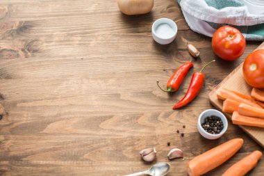 Domates çorbası için malzemeler