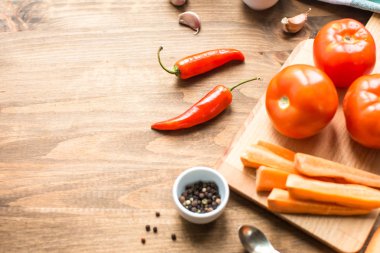 Domates çorbası için malzemeler