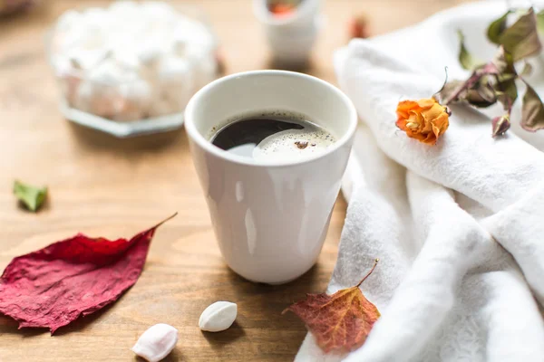 Café quente com doces — Fotografia de Stock