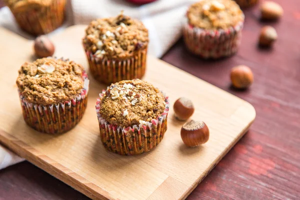 Carrot cupcakes with oat flour and cranberries — Stock Photo, Image