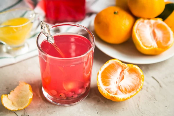 Склянка свіжого червоного соку смородини — стокове фото