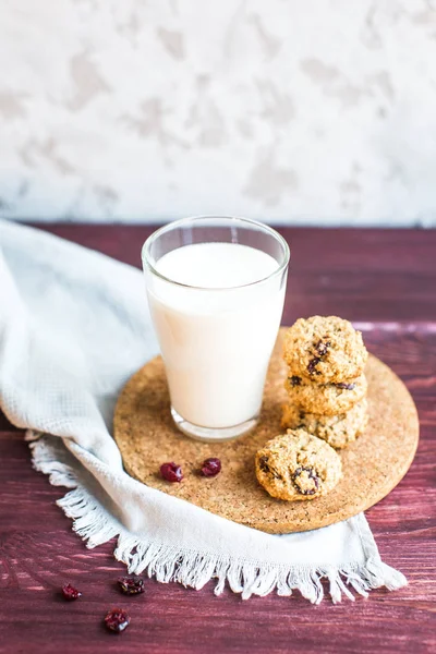Useful baking: oatmeal cookies with yogurt — Stock Photo, Image