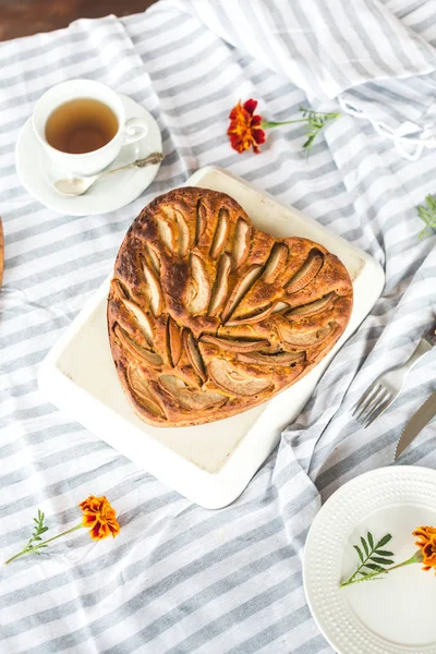 kalp şeklinde pasta
