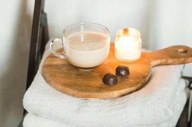 keçiboynuzu ve şeker kupa