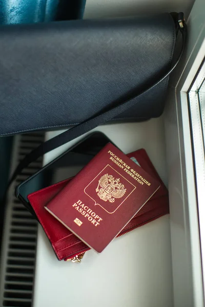 Закордонний Паспорт Документи Знаходяться Підвіконні — стокове фото