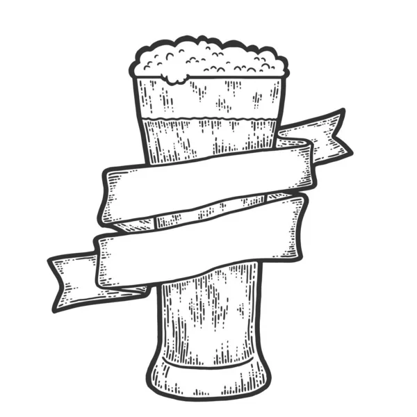 リボン付きのグラスビール。ラスター彫刻モノクロームヴィンテージ. — ストック写真