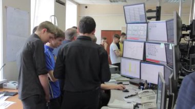 Belovo, Rusya 14 Nisan 2017: kömür madenciliği kurumsal bir çalışma tur Rusya'da öğrenciler