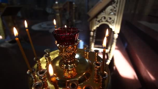 БЕЛОВО, РОССИЯ 24 мая 2017 г.: Панорама Православной Церкви — стоковое видео