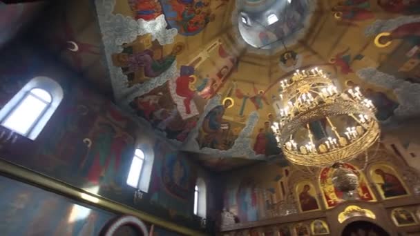 Belovo, Rosja 24 maja 2017: Panorama Kościoła prawosławnego — Wideo stockowe