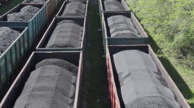 demiryolu parça kömür vagonları
