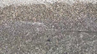 Deniz Karadeniz sahilinde sörf