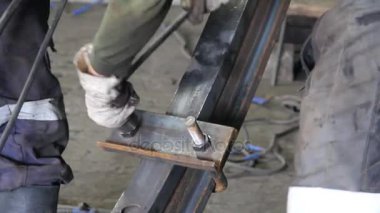 işçiler tesisat işi