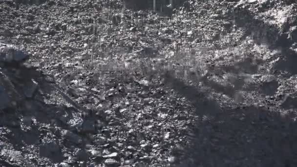 Images de piles de charbon de bois en Russie 