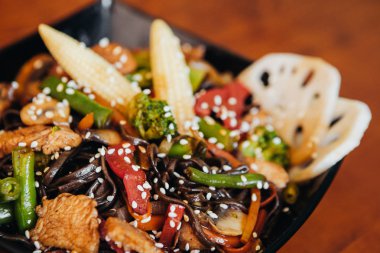 Geleneksel Çin eriştesi