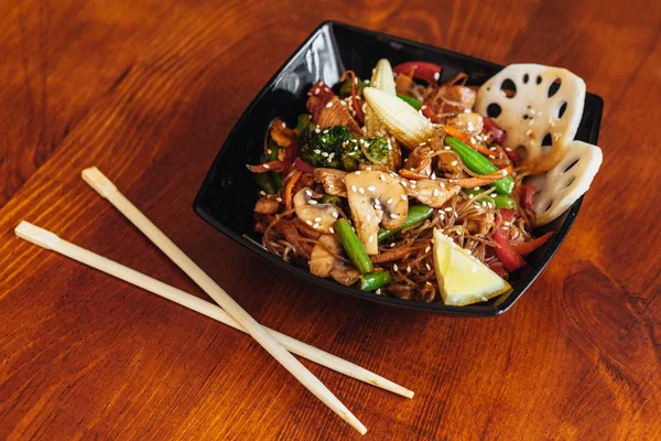 Geleneksel Çin eriştesi