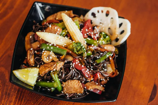 Geleneksel Çin eriştesi