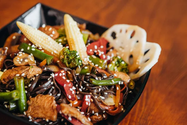 Geleneksel Çin eriştesi