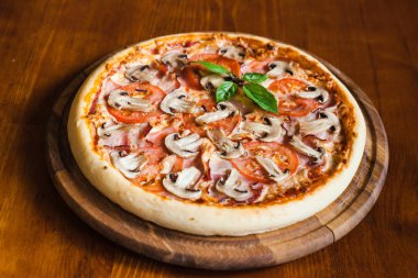 Lezzetli ve güzel pizza