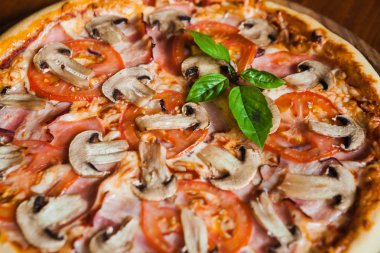 Lezzetli ve güzel pizza