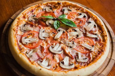 Lezzetli ve güzel pizza