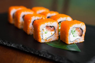 Balık ve peynirli lezzetli börekler.