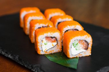 Balık ve peynirli lezzetli börekler.