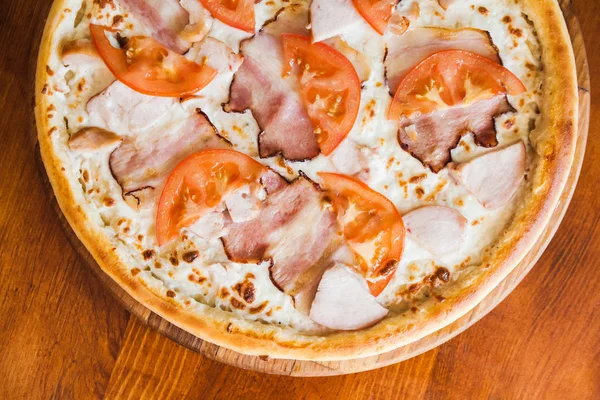 Lezzetli ve güzel pizza