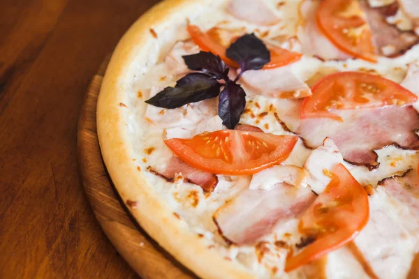 Lezzetli ve güzel pizza