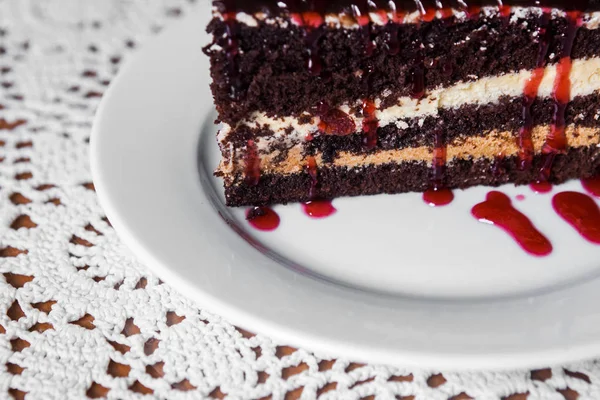 맛있고 아름 다운 케이크 — 스톡 사진