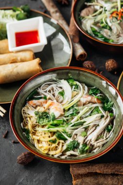 Güzel bir Vietnam mutfağı.