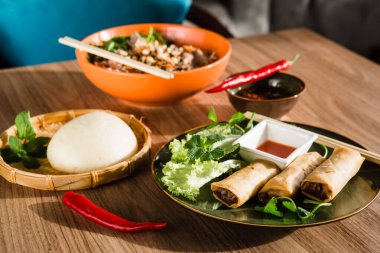 Güzel bir Vietnam mutfağı.