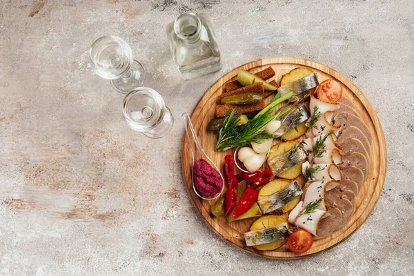 Votka için geleneksel Rus atıştırmalıkları